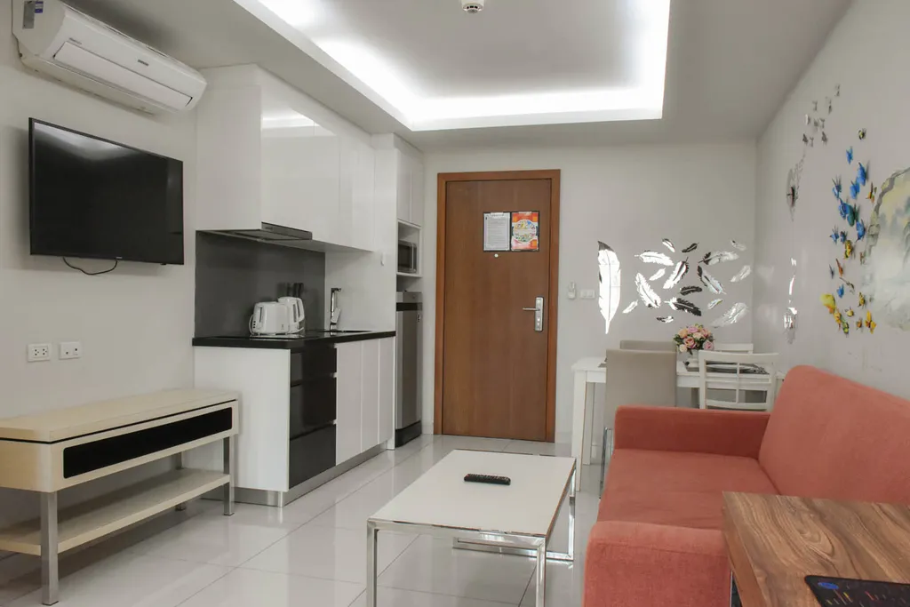 Комфортная квартира с видом на море. Быстрый интернет. Район-Пратамнак