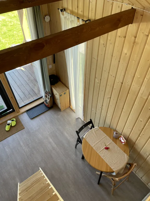 Уютный дом черный