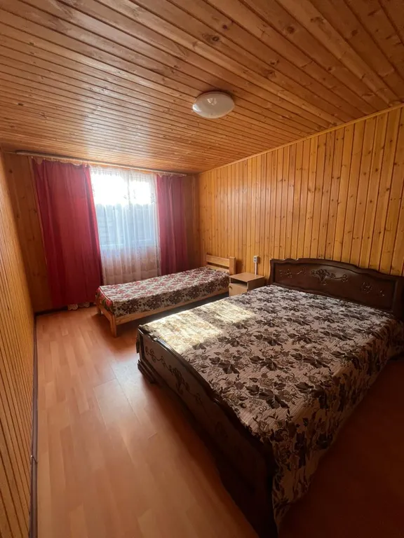 Отдельный дом с удобствами на берегу моря, на трёх сотках