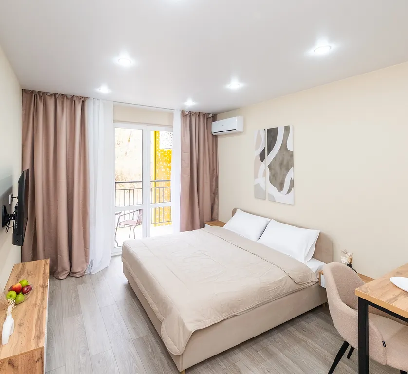 Квартира Дизайнерская студия для 3-х человек — аренда посуточно в Кудепста