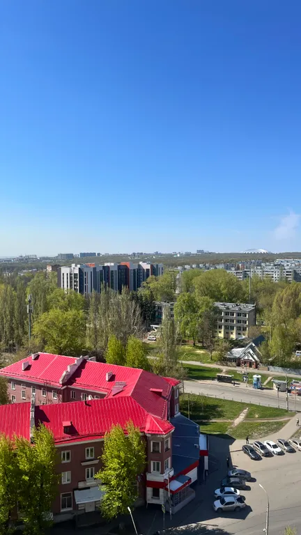 Студия с панорамным видом на город