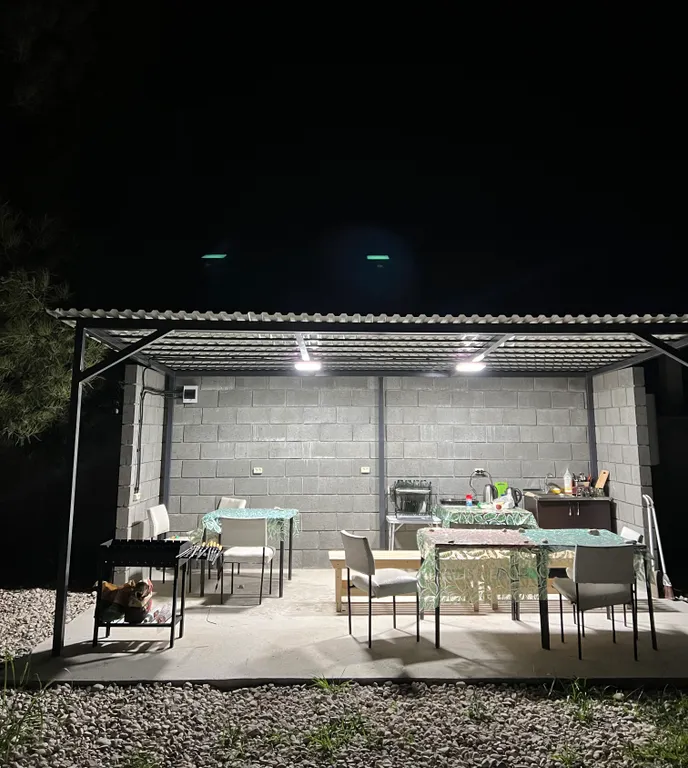 Зеленый домик у моря