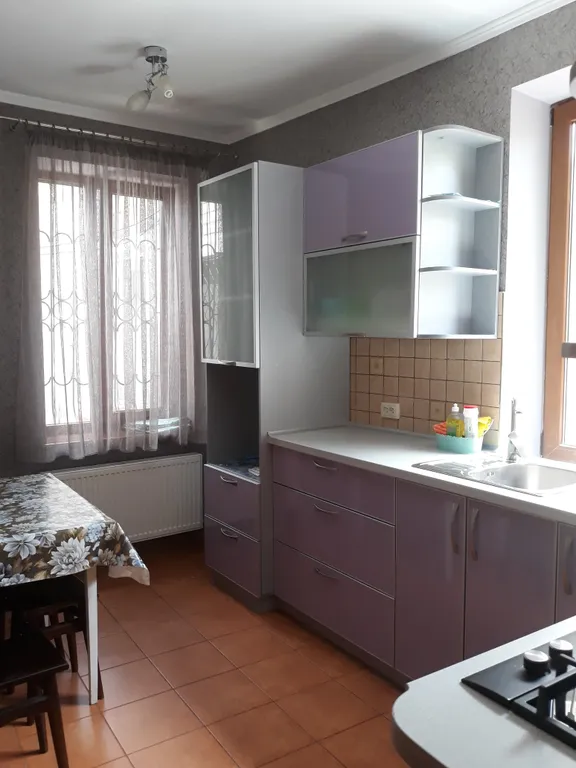 Квартира 2-комнатная Квартира — Евпатория