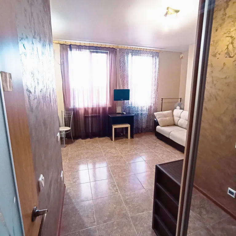 Квартира Уютная просторная квартира-студия в центре — Адлер