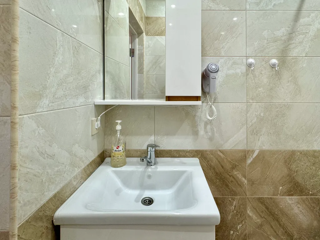 1комнатная квартира рядом с морем