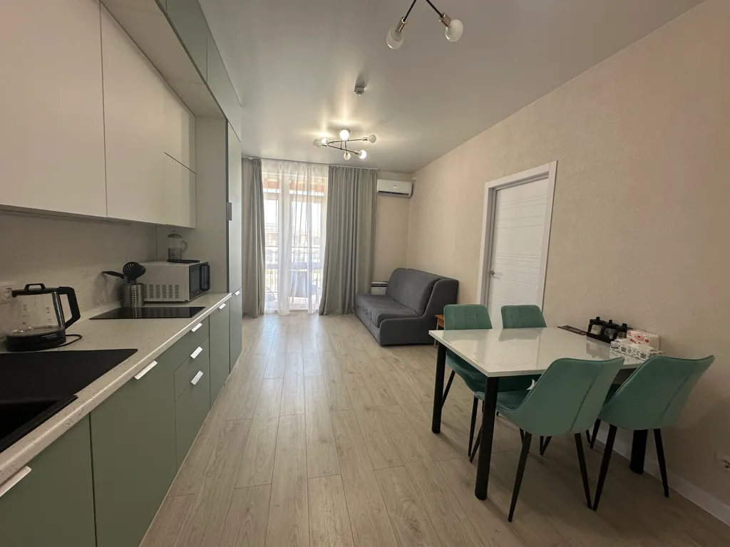 Уютная квартира с видом на бассейн — аренда посуточно в Сукко