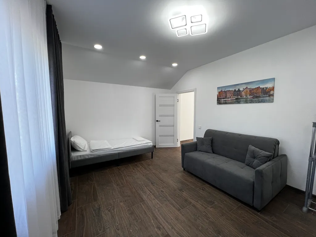 Уютный новый дом недалеко от моря