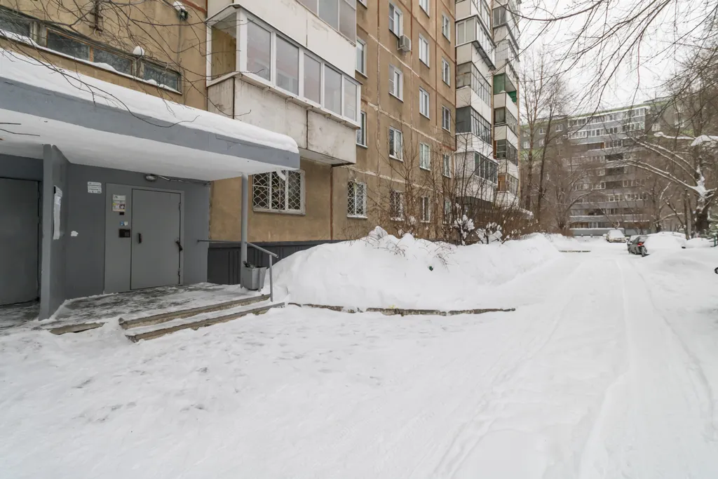 Квартира Апартаменты на Комарова — Челябинск