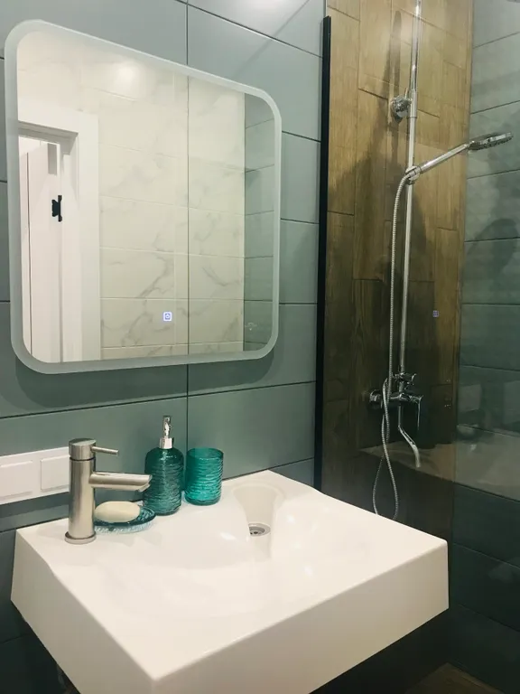 Уютная студия в новом доме, метро Горки 15 в минутах