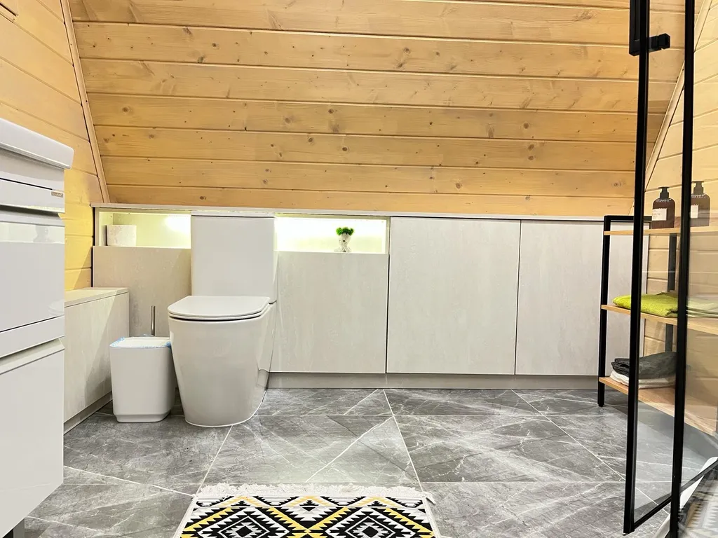 Дом А фрейм с видом на Мирский замок