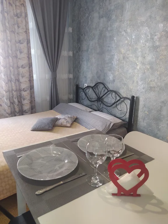 Уютная квартира-студия в новом современном МК Юг на берегу реки Оки