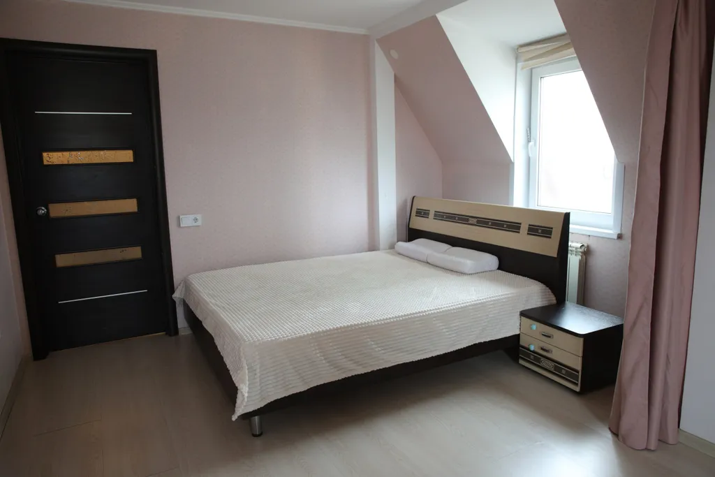 Уютный дом с баней в черте города