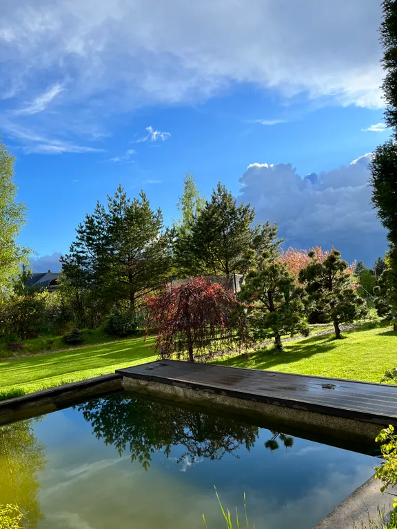 Коттедж Атмосферный дом из бревна с камином и сауной у водохранилища — Маслово