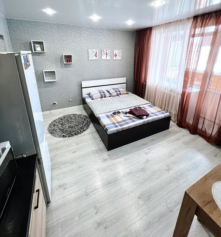 Уютная студия на берегу реки