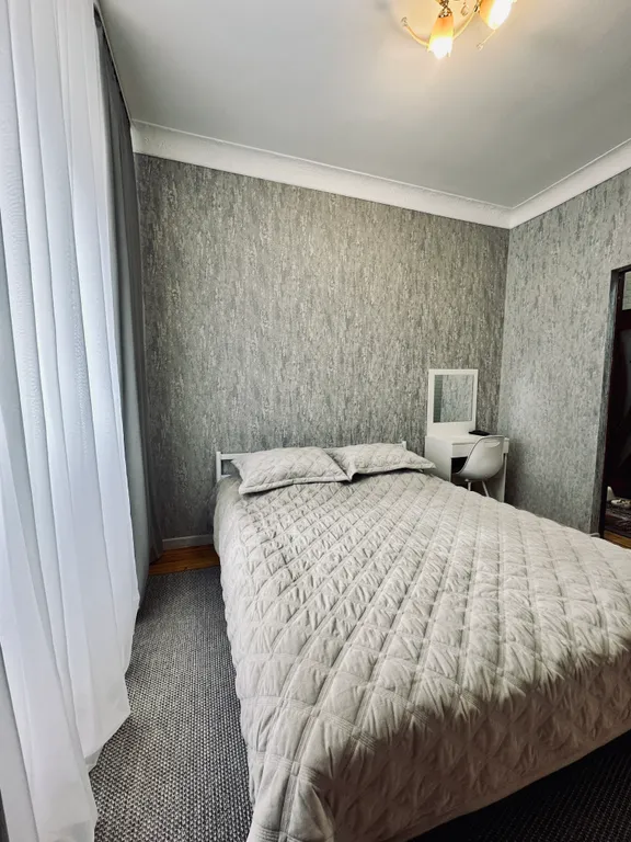 Уютная квартира в центре города с видом на горы