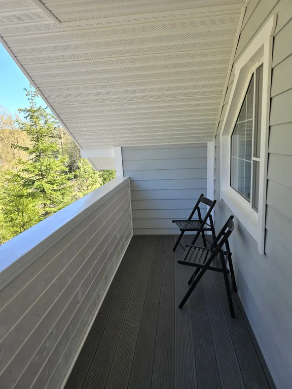 Двухэтажный дом с жаркой сауной у Ладожского озера