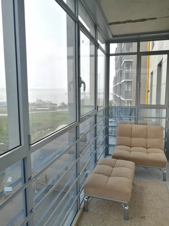 Квартира у озера