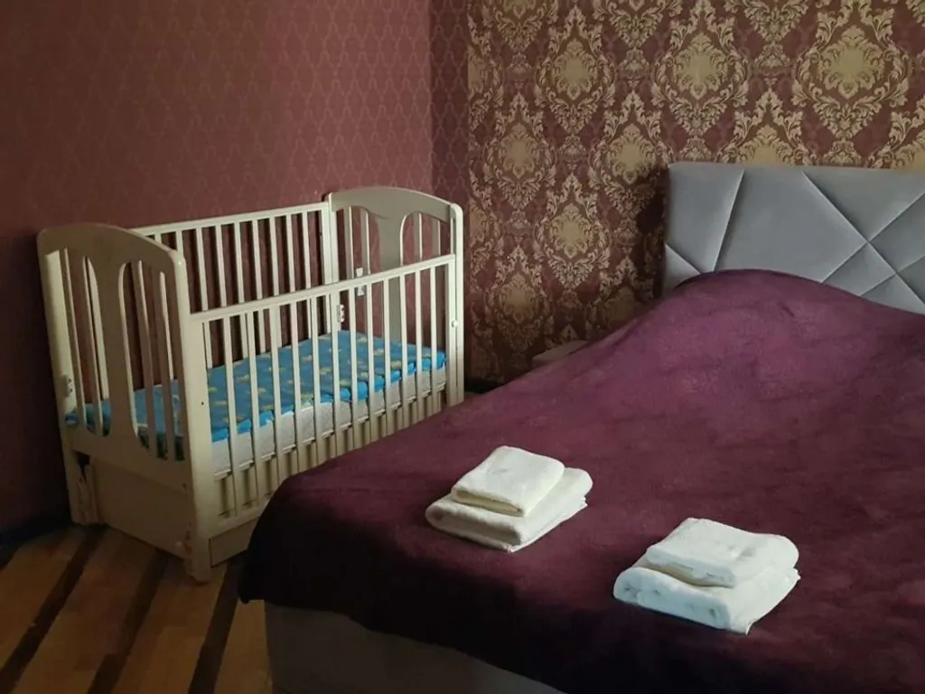 Большой дом с бассейном