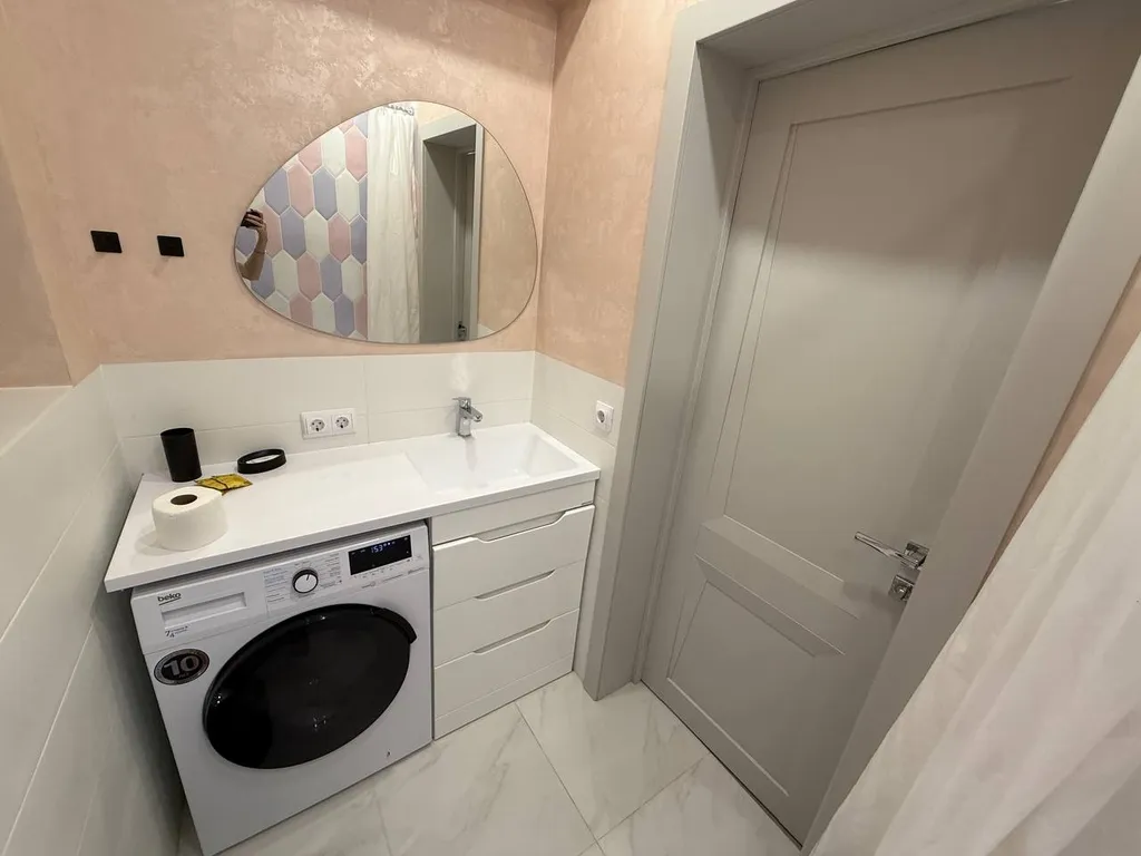 Евродвухкомнатная квартира для всей семьи с видом на море и горы