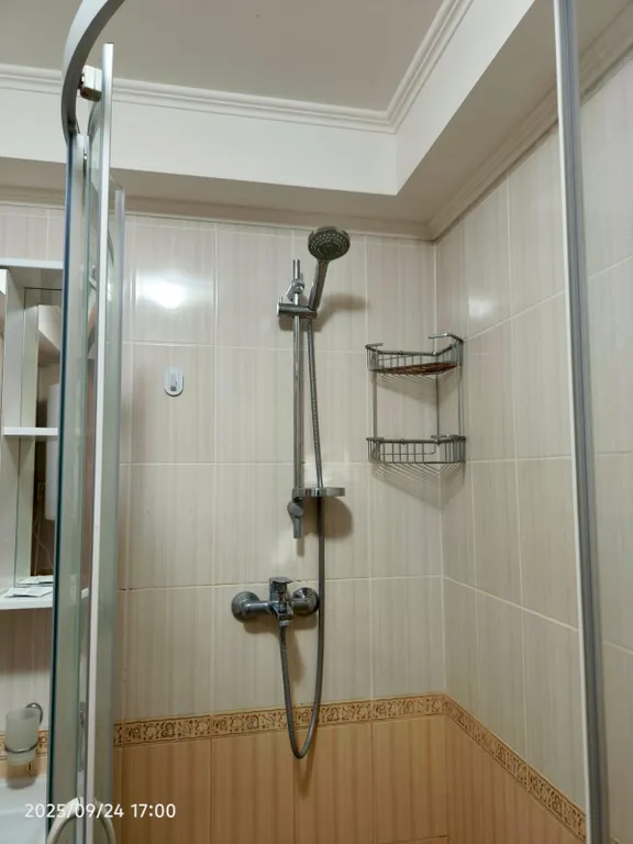 Светлая квартира с хорошим ремонтом в новом доме