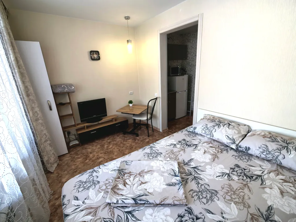 Уютная студия с балконом