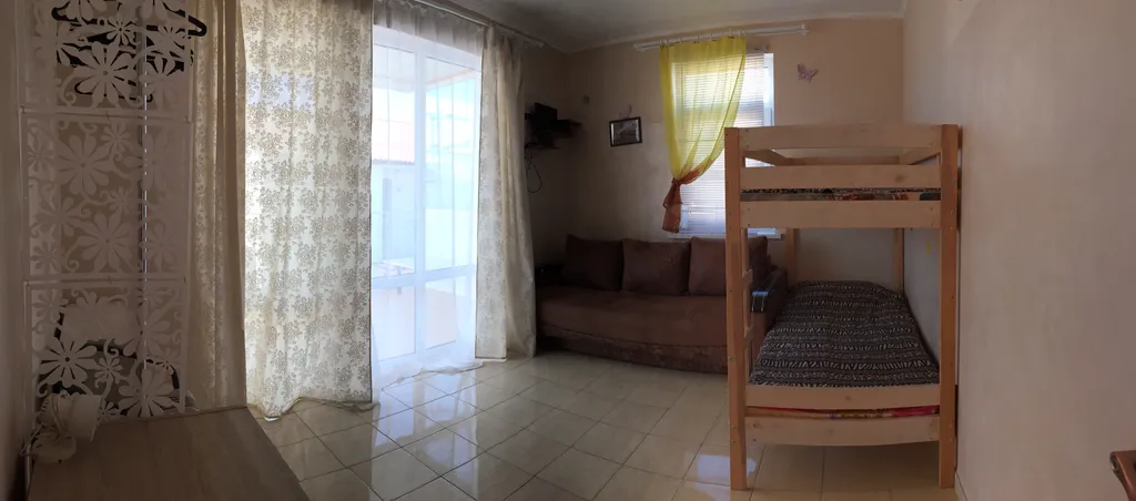 Коттедж 2 этаж дома с отдельным входом — Новоотрадное