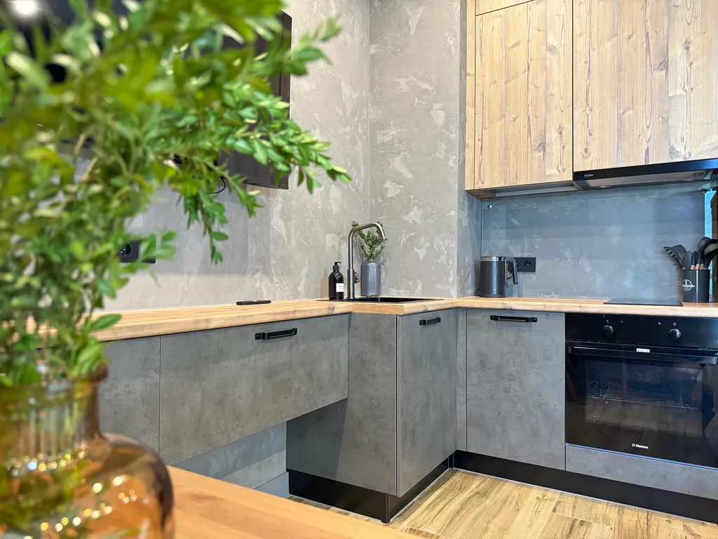 Видовые апартаменты Монстера Лофт в ЖК Сан Хиллс Небуг