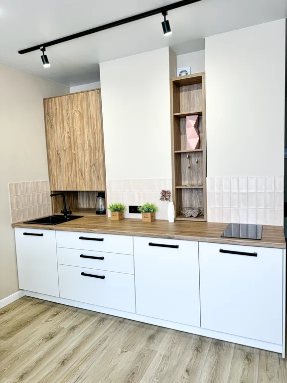 Студия в центре города с видом на набережную