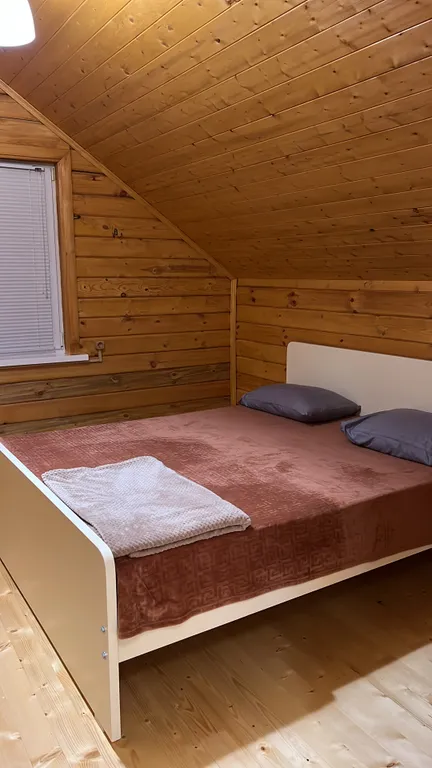 Деревянный коттедж на берегу Каспийского моря