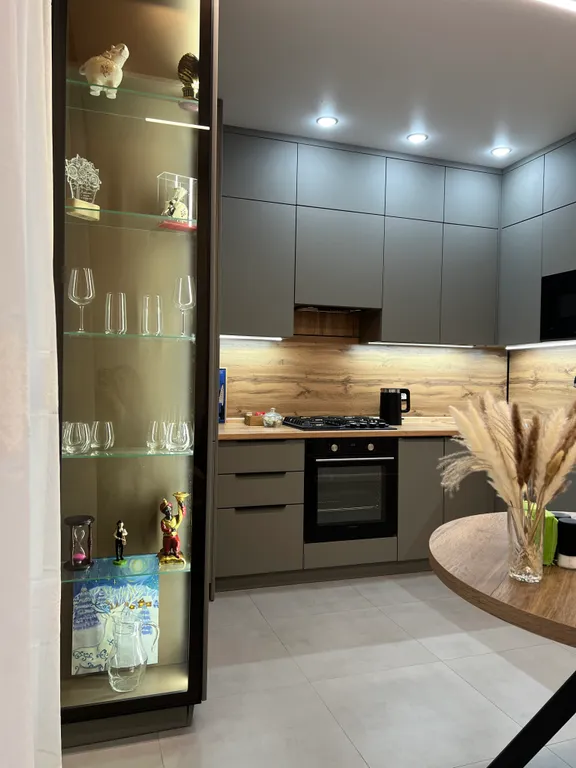 Уютная квартира в самом новом районе города, напротив сквера