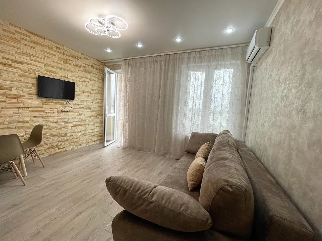 Студия с ремонтом в ЖК - Сказка