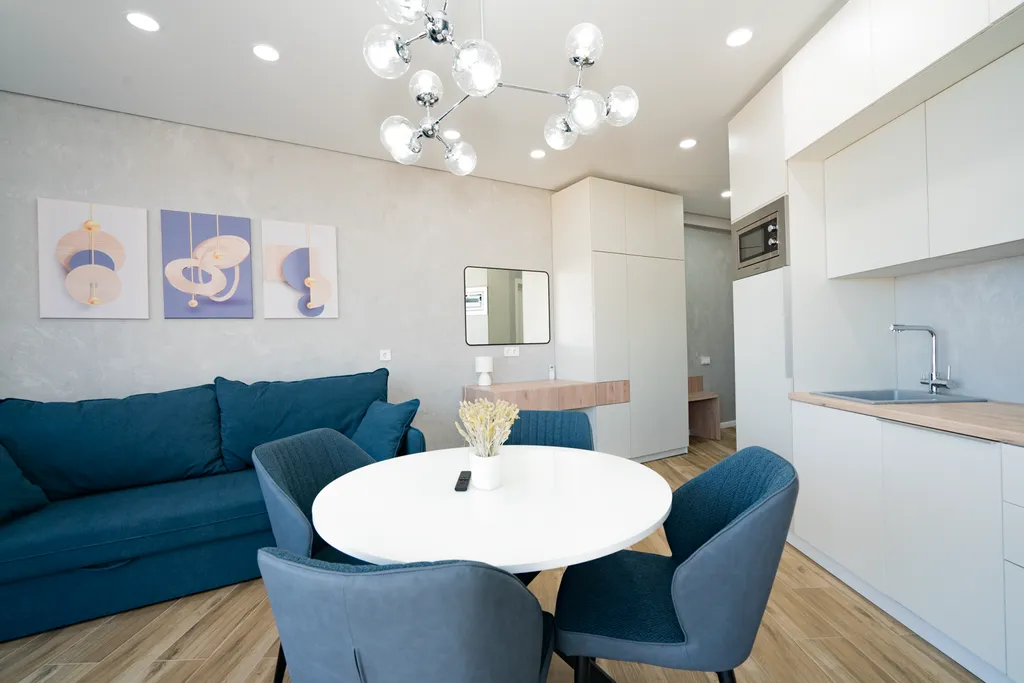 Дизайнерские апартаменты LS-LUX-SOFT BLUE с видом на море и горы