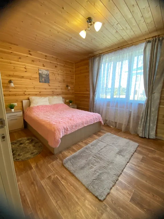 Уютный дом с большой верандой