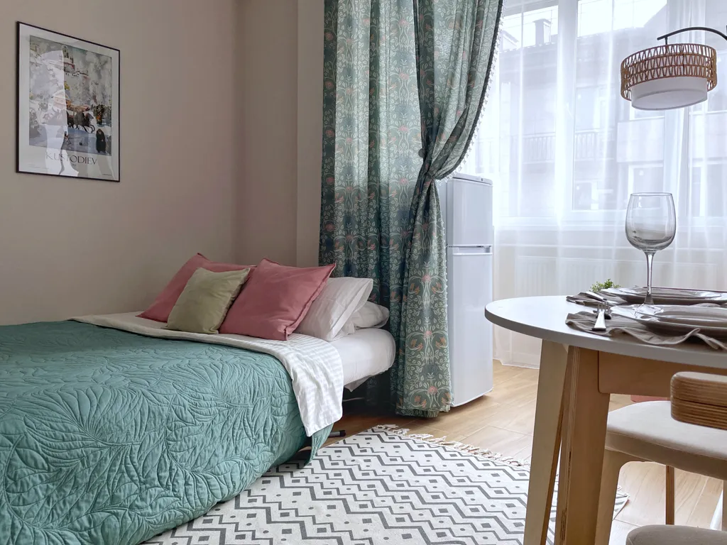 Стильная студия в спокойном районе