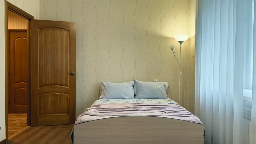 Просторная , двухкомнатная квартира на Галушина