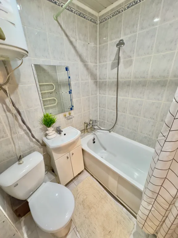 Просторная, теплая квартира в центре, рядом Воркутауголь