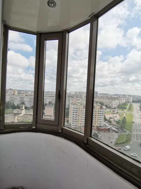Видовая квартира у Ледового дворца и Хоккейного Города, 600м от метро