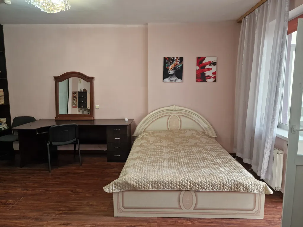 Прекрасная, просторная квартира в новостройке, в самом центре