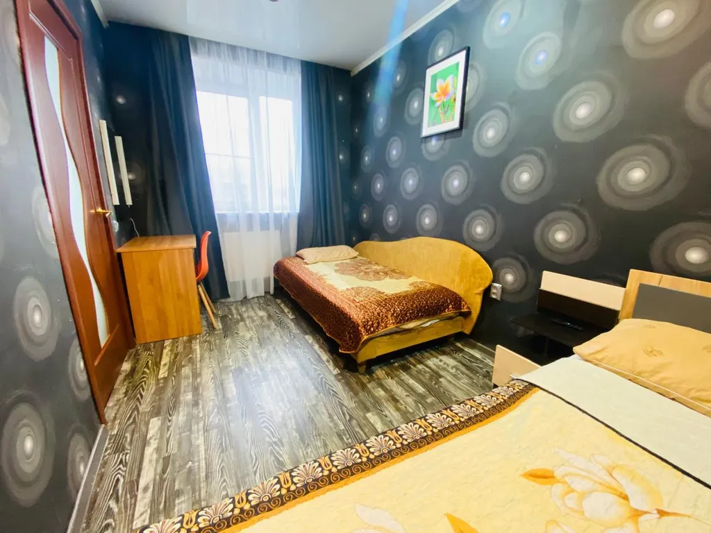 2-комнатная квартира у кинотеатра и трк плазма