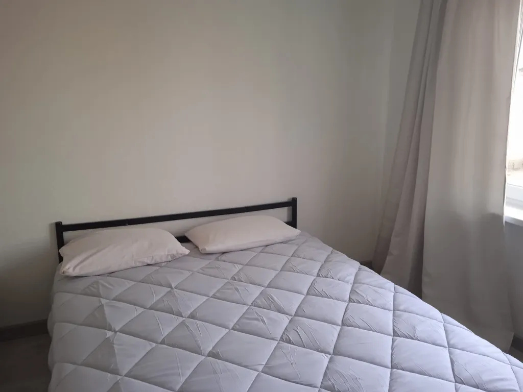 Светлая квартира — аренда посуточно в Каменск-Уральский