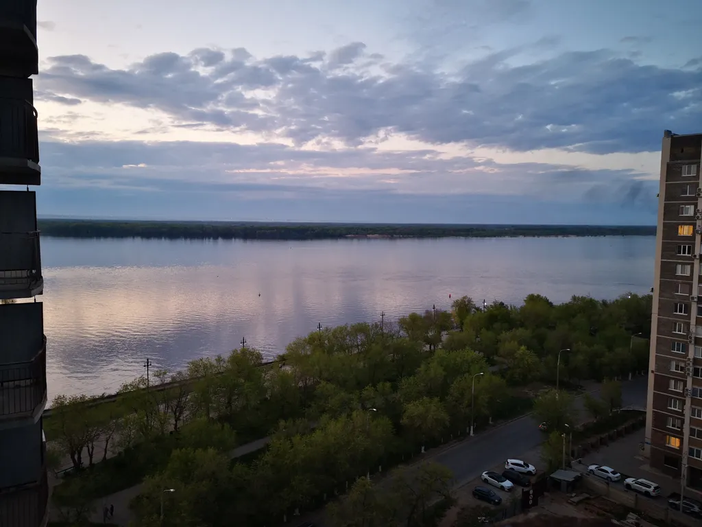 Уютная квартира с видом на берег реки Волга