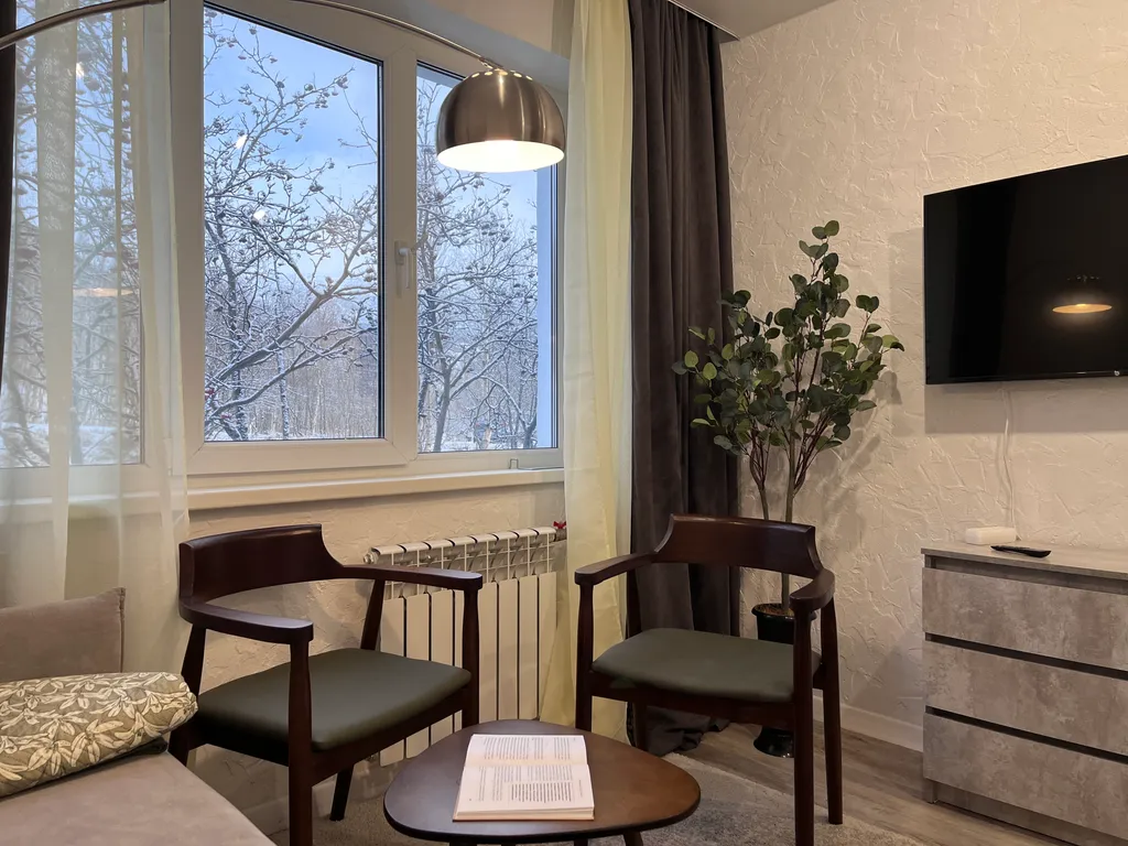 Дизайнерская квартира с видом на долину на 1 этаже StayInnKirovsk