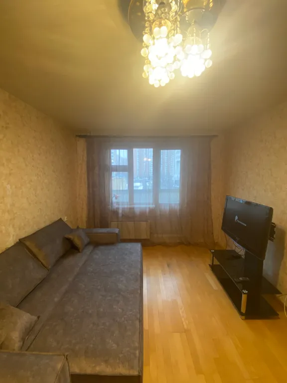 Двухкомнатная квартира на Авиаторов