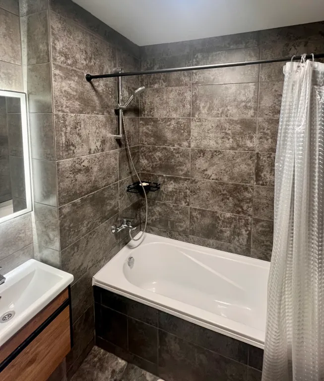 Квартира Апартаменты в центре — Омск