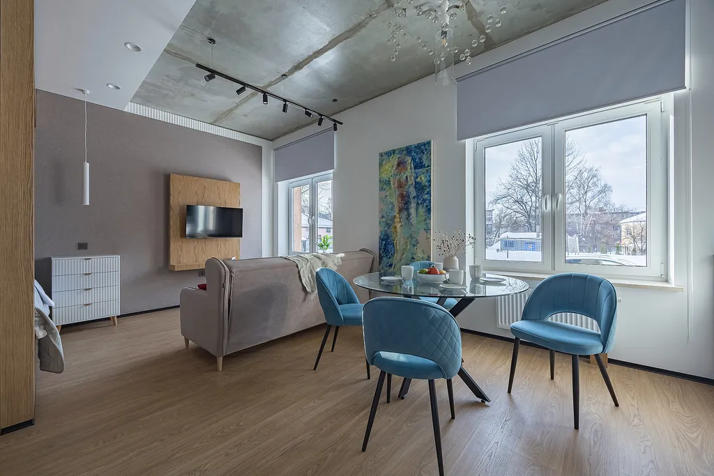 Просторная студия в центре