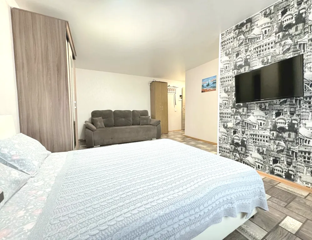 1-к квартира в центре рядом с МВД и ГорСадом