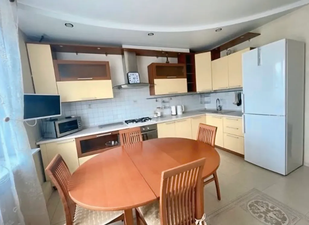 Уютная, просторная квартира в центре города для большой компании