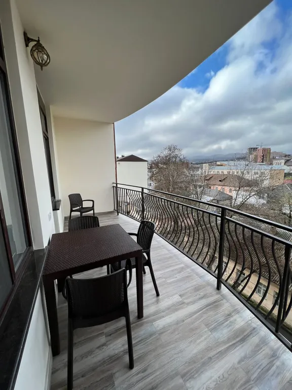 Уютная квартира в парке с балконом