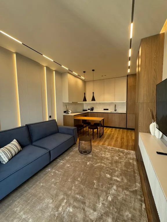 Респектабельный люкс с дизайнерским ремонтом и видом на Москва-сити