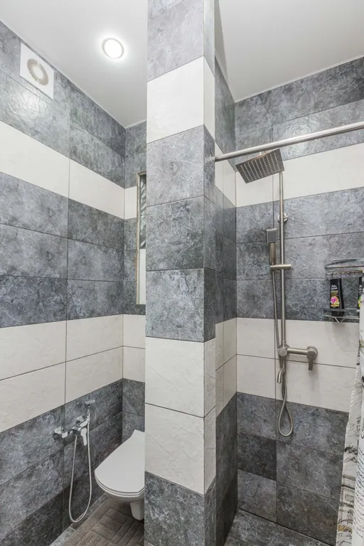 Современная красивая однушка в центре города